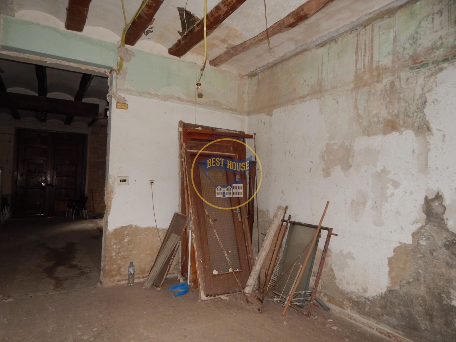 Hus till salu i Ontinyent - 150 000 € (Ref: 9049037)