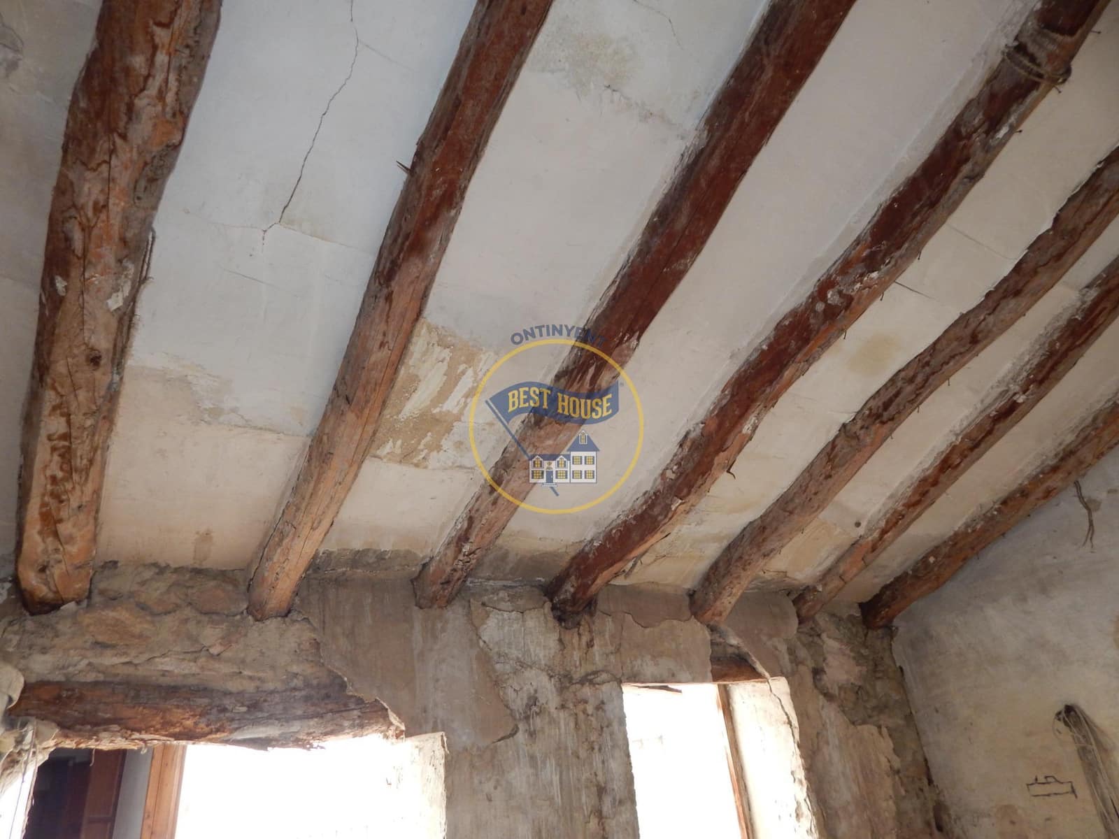 Hus till salu i Ontinyent - 150 000 € (Ref: 9049037)