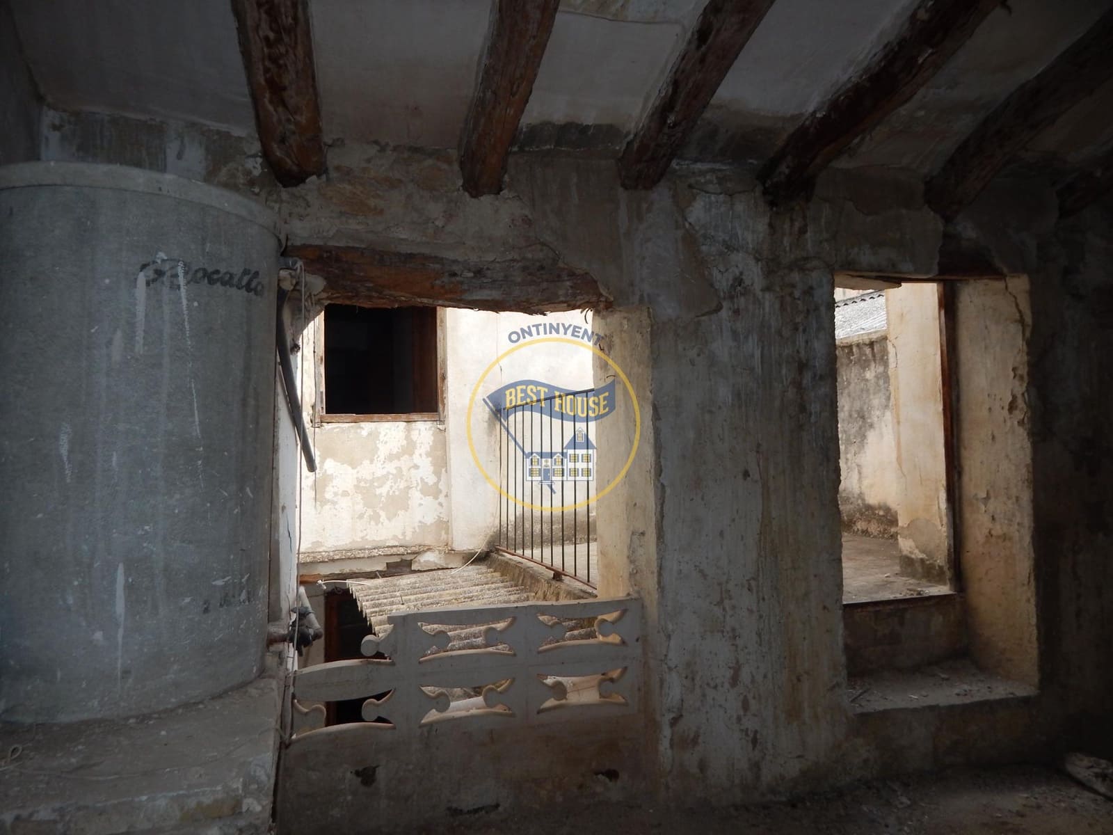 Hus till salu i Ontinyent - 150 000 € (Ref: 9049037)