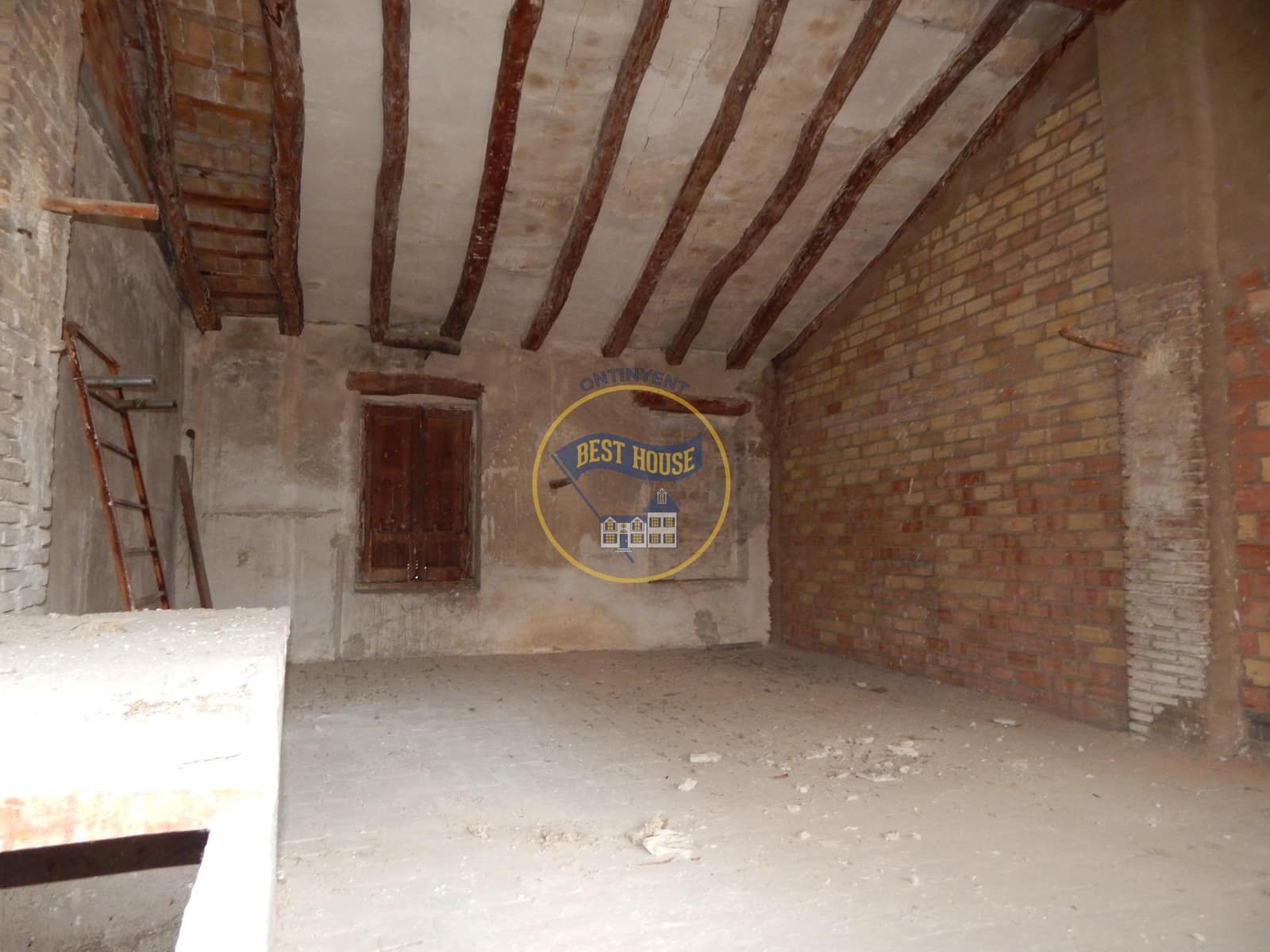 Hus till salu i Ontinyent - 150 000 € (Ref: 9049037)