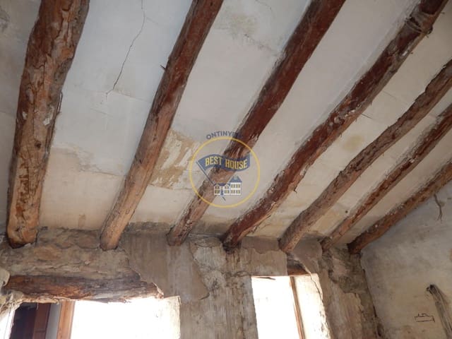 Townhouse for sale in Ontinyent - € 150,000 (Ref: 9049037)