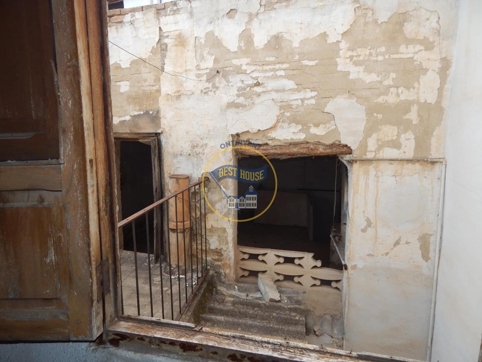 Hus till salu i Ontinyent - 150 000 € (Ref: 9049037)