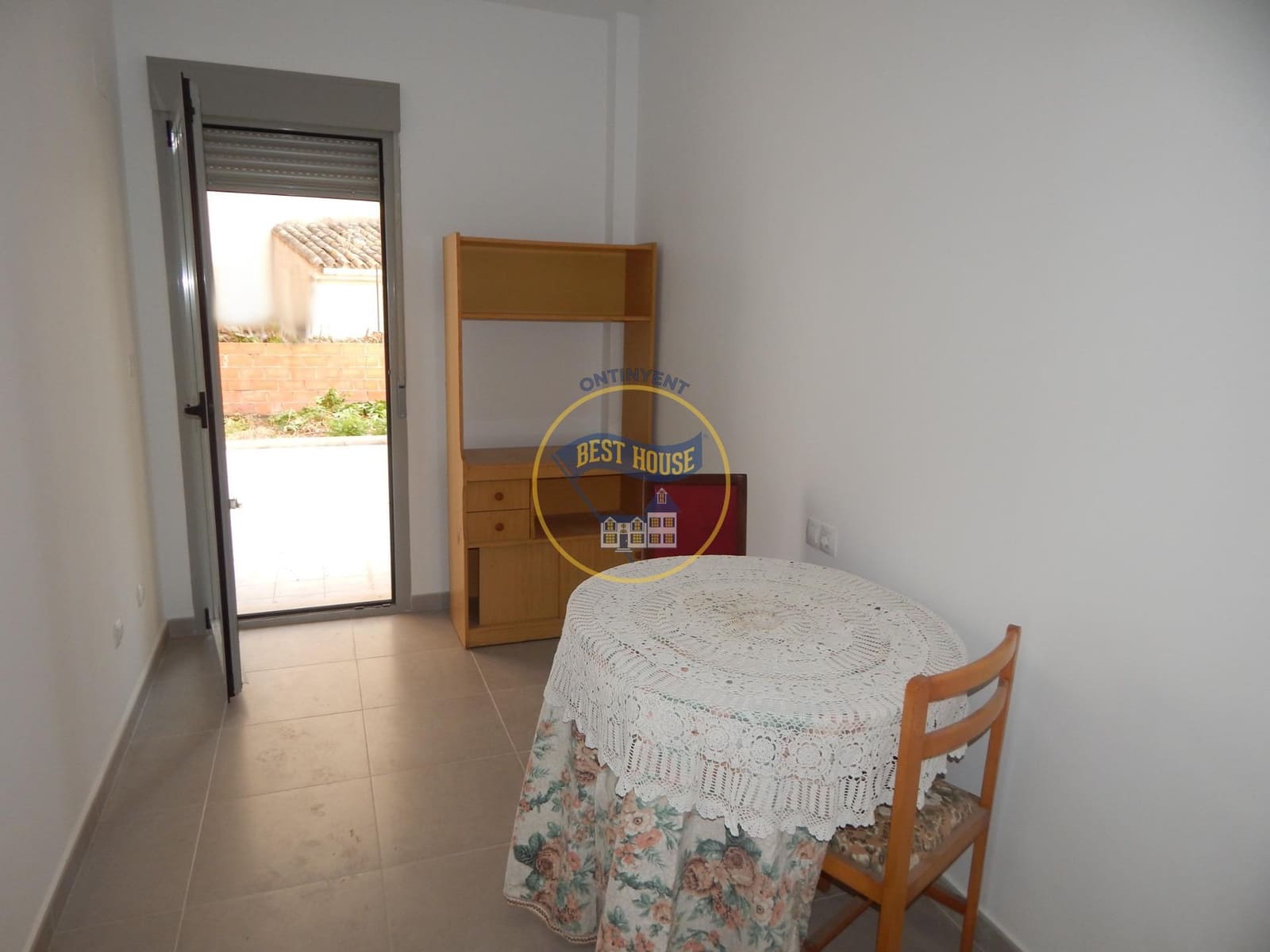 5 soveværelse Lejlighed til salg i Albaida med garage - € 130.000 (Ref: 9068952)