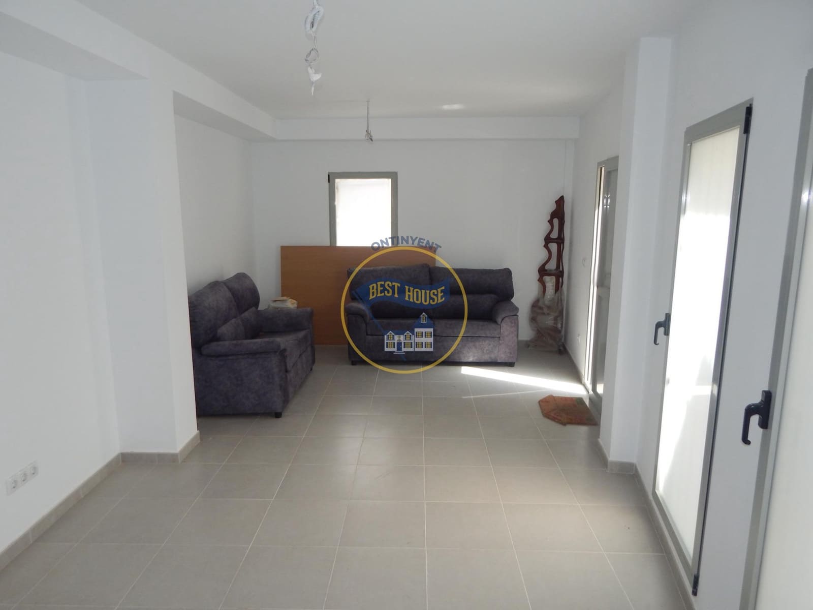 5 soveværelse Lejlighed til salg i Albaida med garage - € 130.000 (Ref: 9068952)