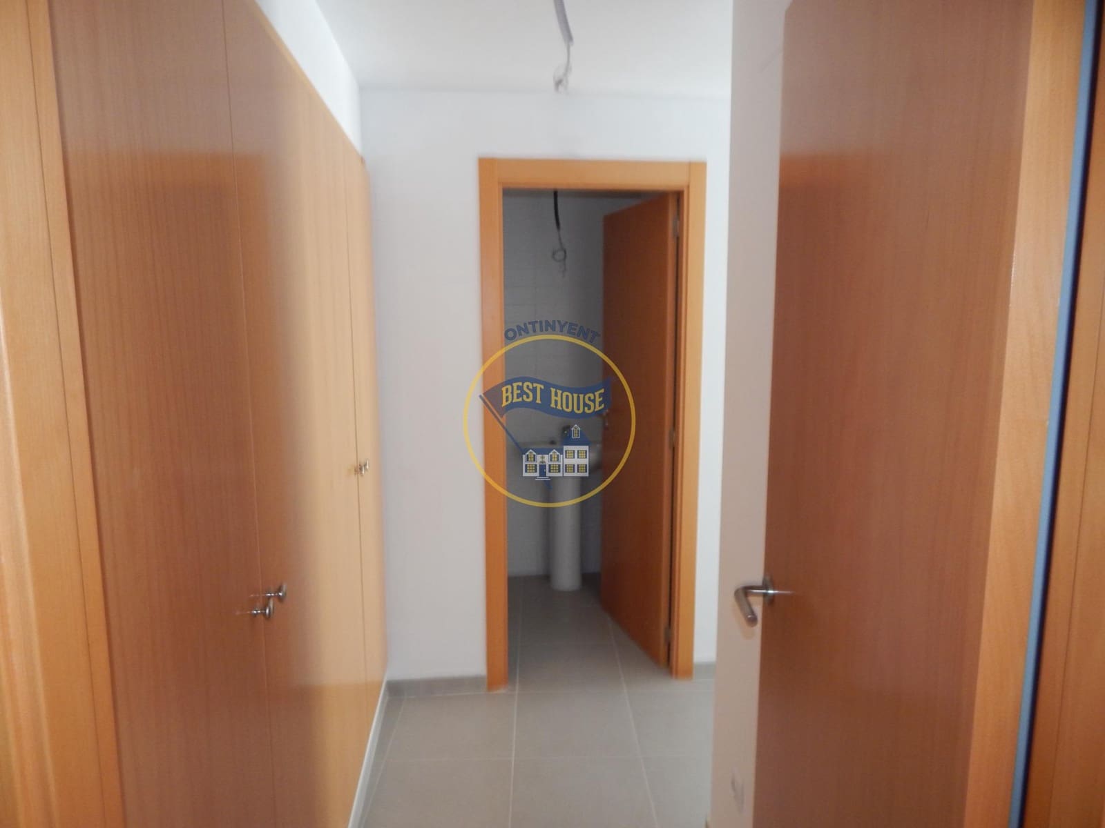 5 soveværelse Lejlighed til salg i Albaida med garage - € 130.000 (Ref: 9068952)