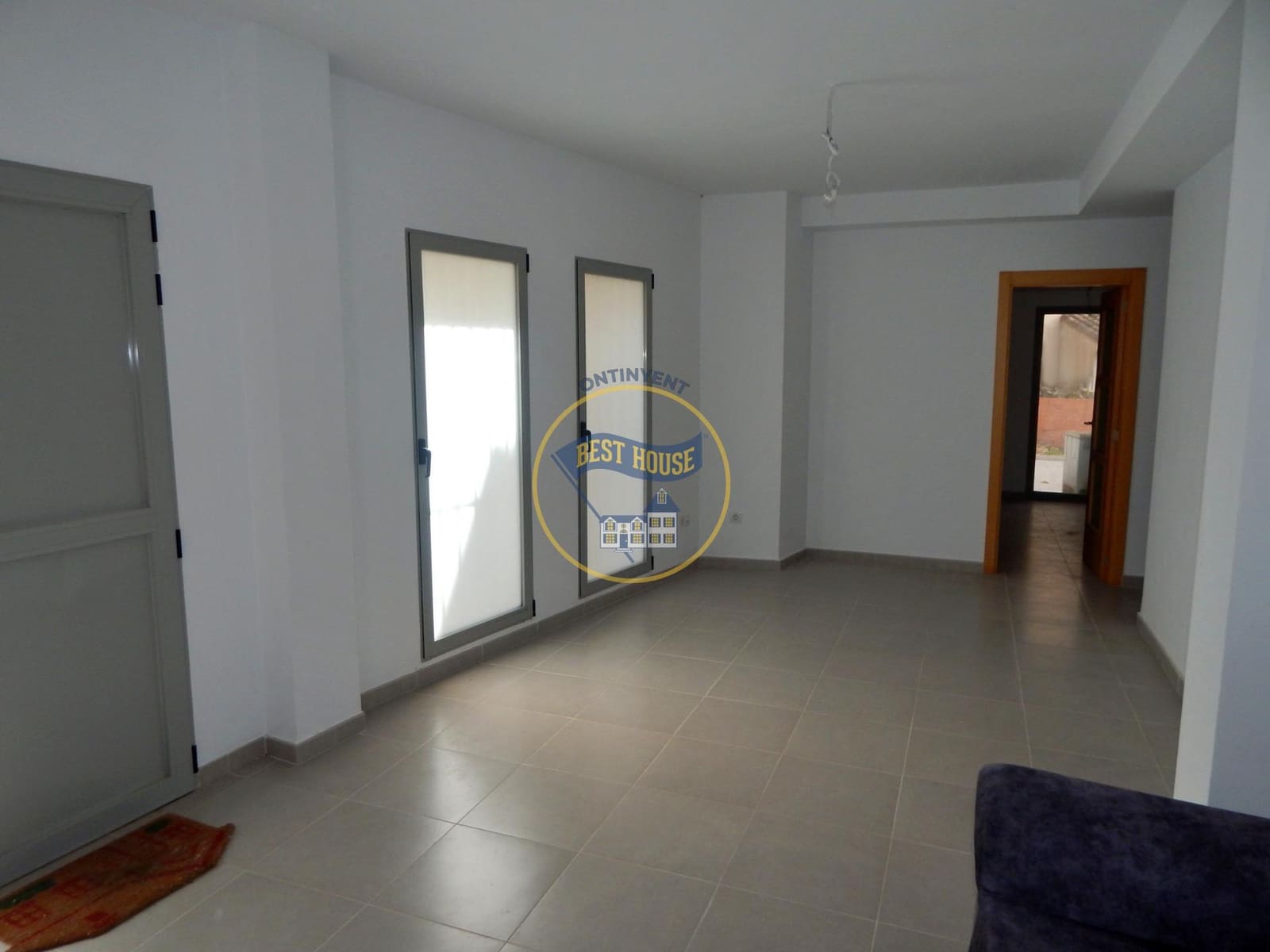 5 soveværelse Lejlighed til salg i Albaida med garage - € 130.000 (Ref: 9068952)