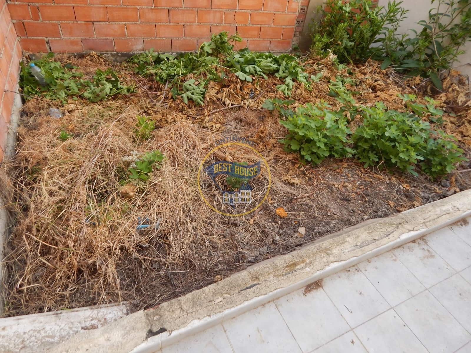 5 soveværelse Lejlighed til salg i Albaida med garage - € 130.000 (Ref: 9068952)