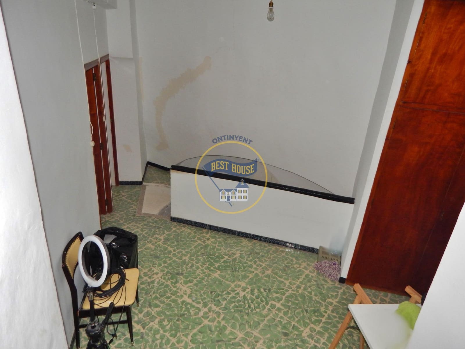 4 bedroom Townhouse for sale in Albaida - € 89,900 (Ref: 9081712)
