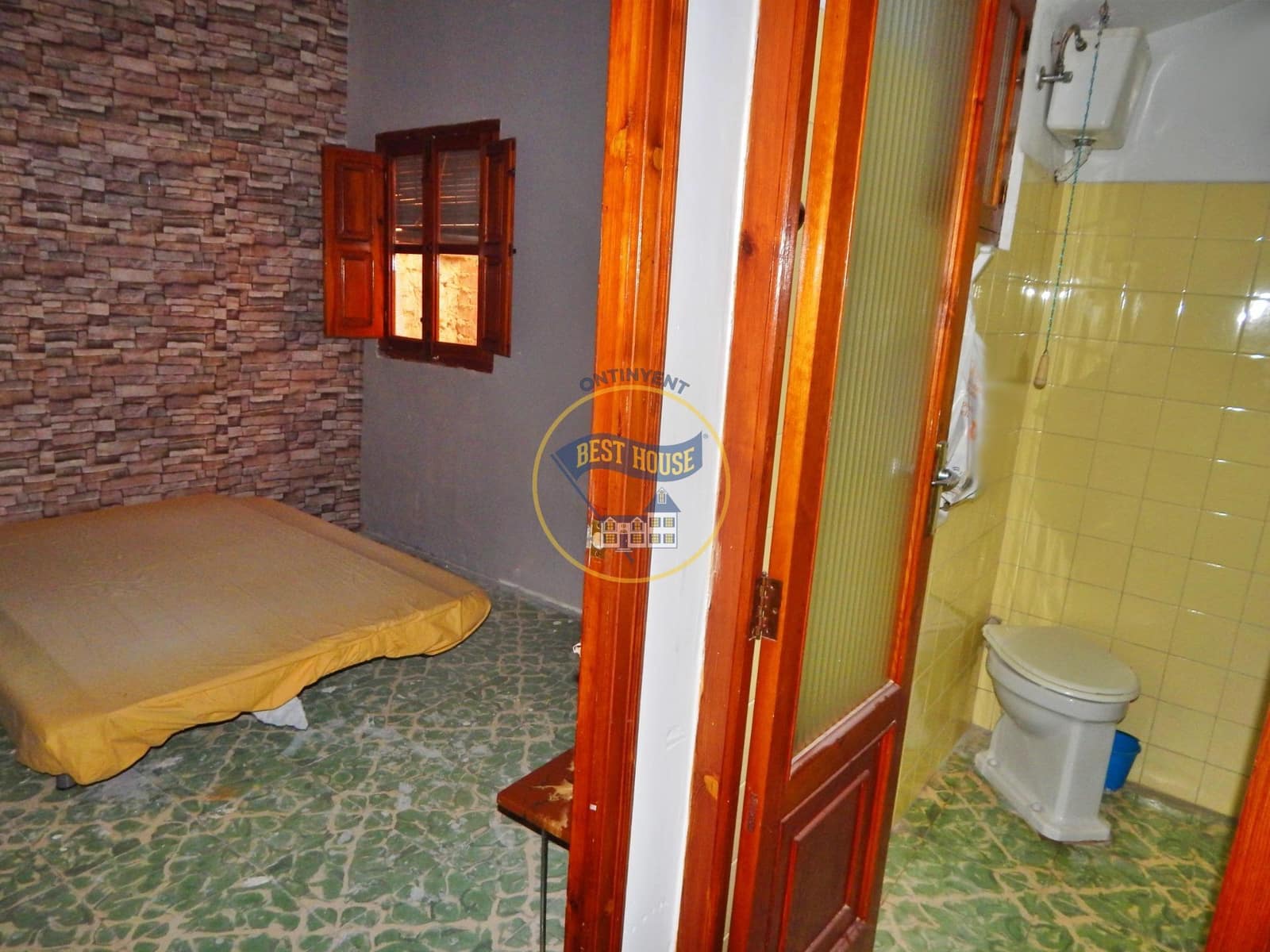 4 bedroom Townhouse for sale in Albaida - € 89,900 (Ref: 9081712)