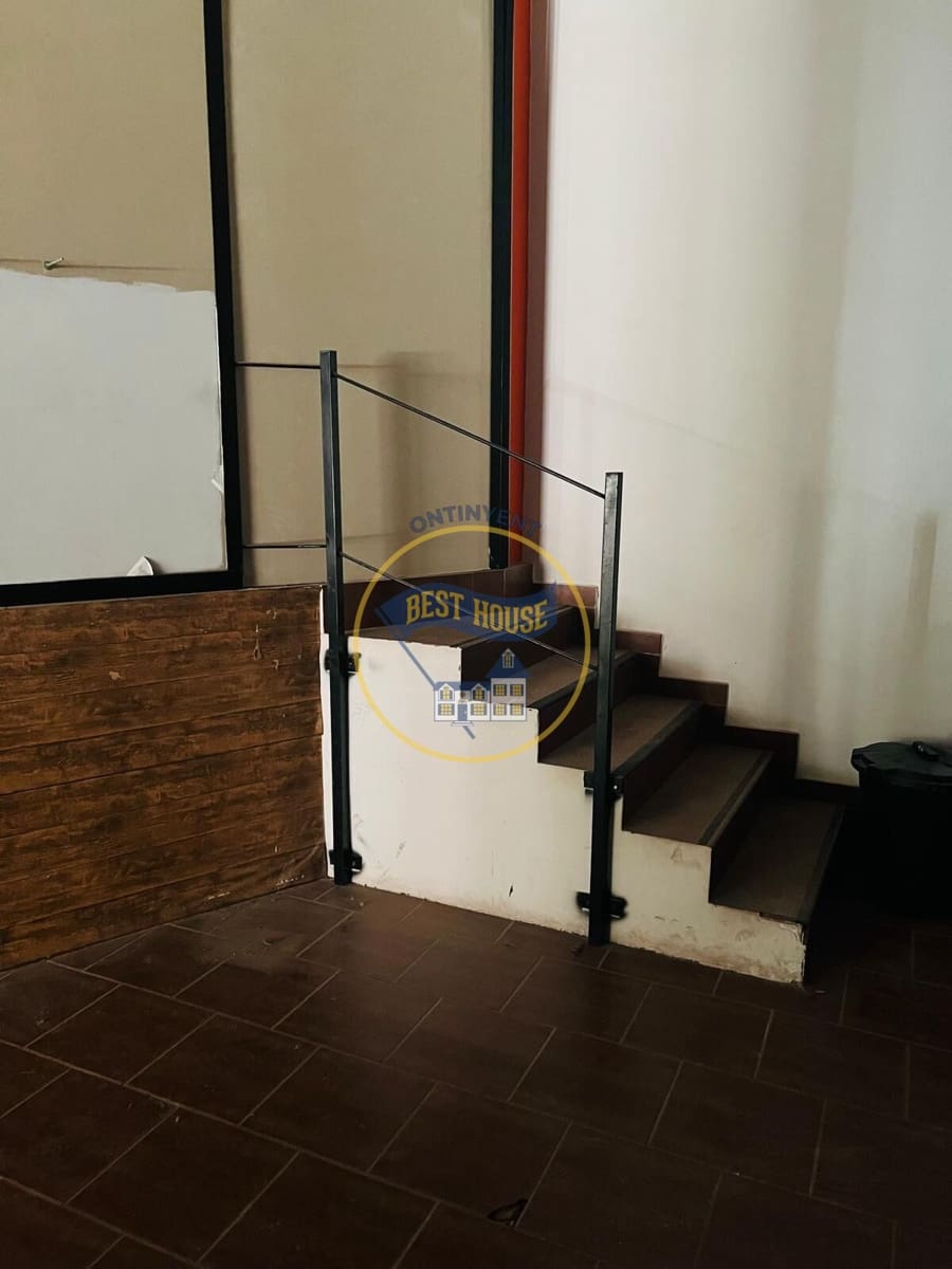 Erhverv til salg i Ontinyent - € 150.000 (Ref: 9089965)