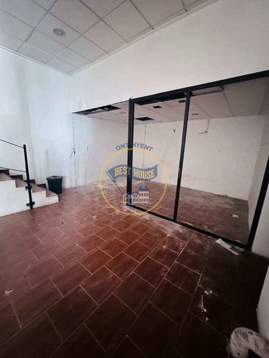 Erhverv til salg i Ontinyent - € 150.000 (Ref: 9089965)