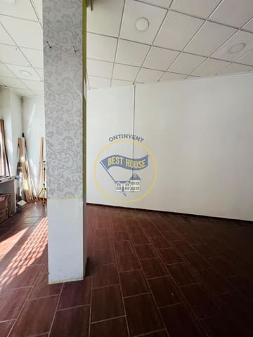 Kaupallinen myytävänä paikassa Ontinyent - 150 000 € (Ref: 9089965)