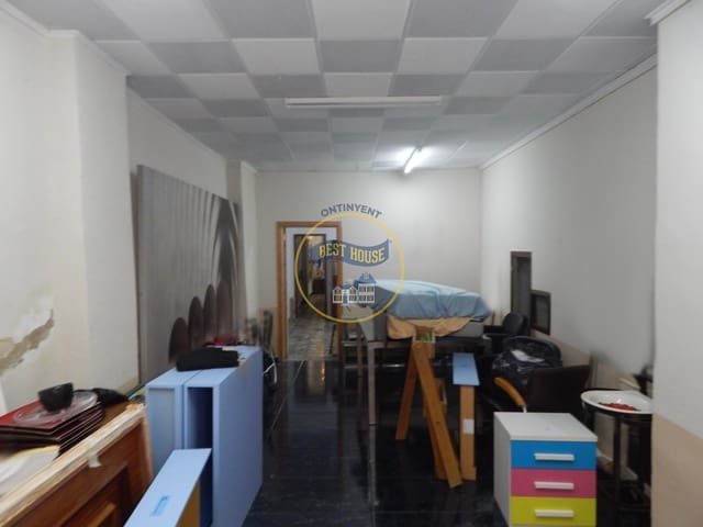 8 bedroom Townhouse for sale in Ontinyent - € 130,000 (Ref: 9104792)