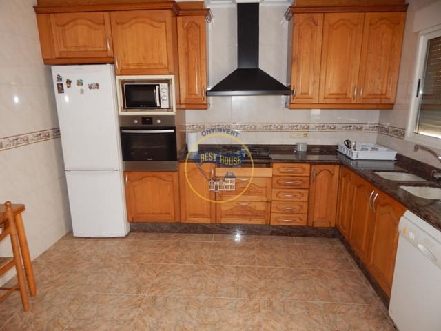 4 quarto Casa em Banda para venda em Benigánim - 150 000 € (Ref: 9114303)