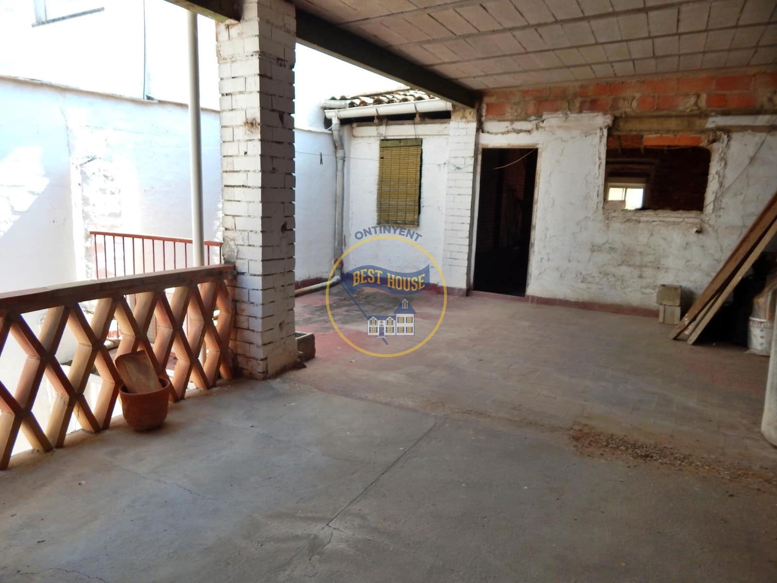 4 soveværelse Byhus til salg i Beniganim - € 150.000 (Ref: 9114303)