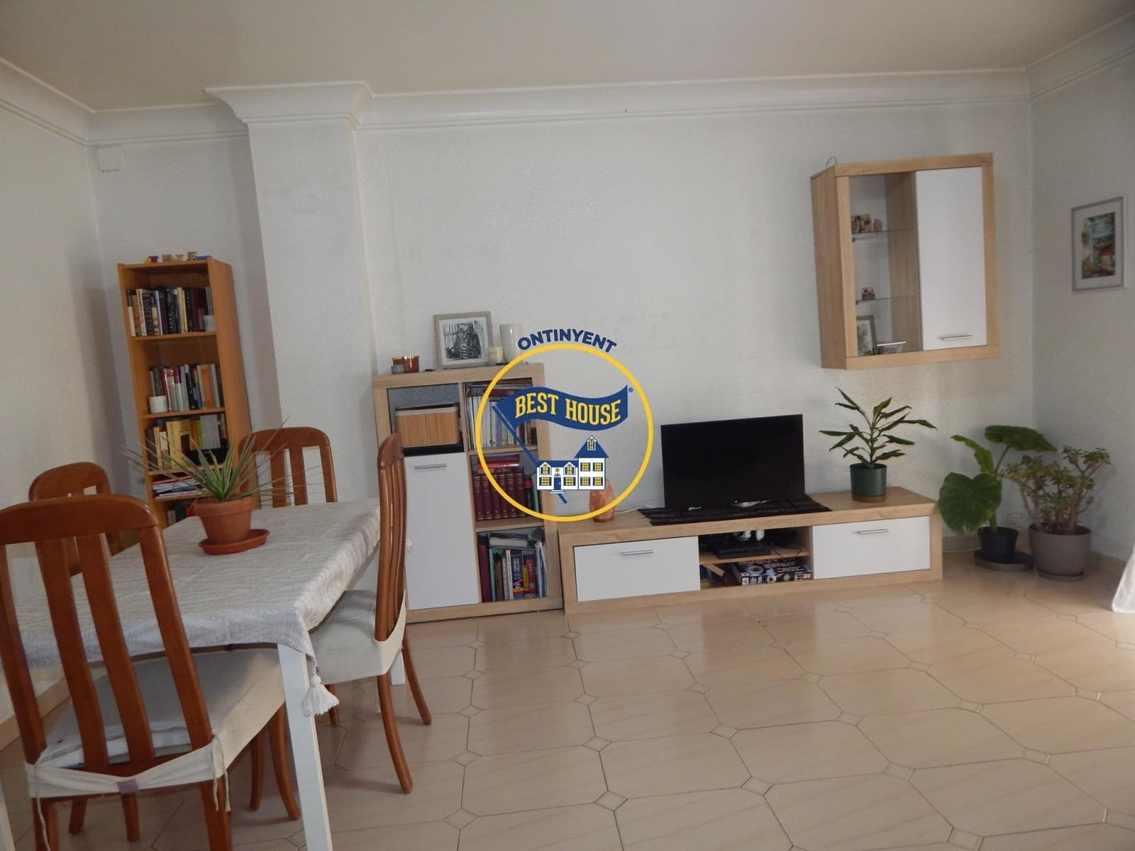 3 soveværelse Byhus til salg i Ontinyent med garage - € 65.000 (Ref: 9128513)