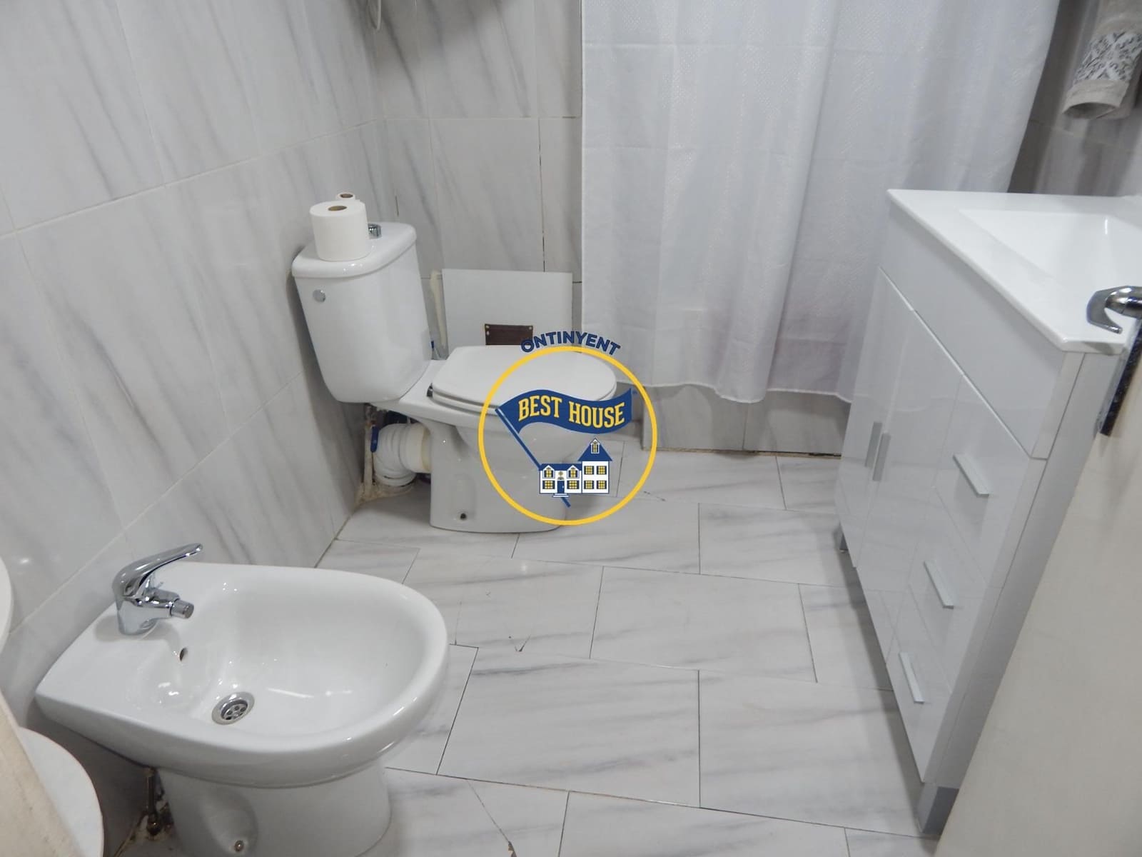 3 soveværelse Byhus til salg i Ontinyent med garage - € 65.000 (Ref: 9128513)