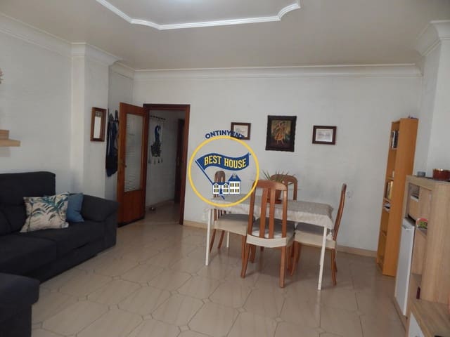 3 bedroom Townhouse for sale in Ontinyent with garage - € 65,000 (Ref: 9128513)