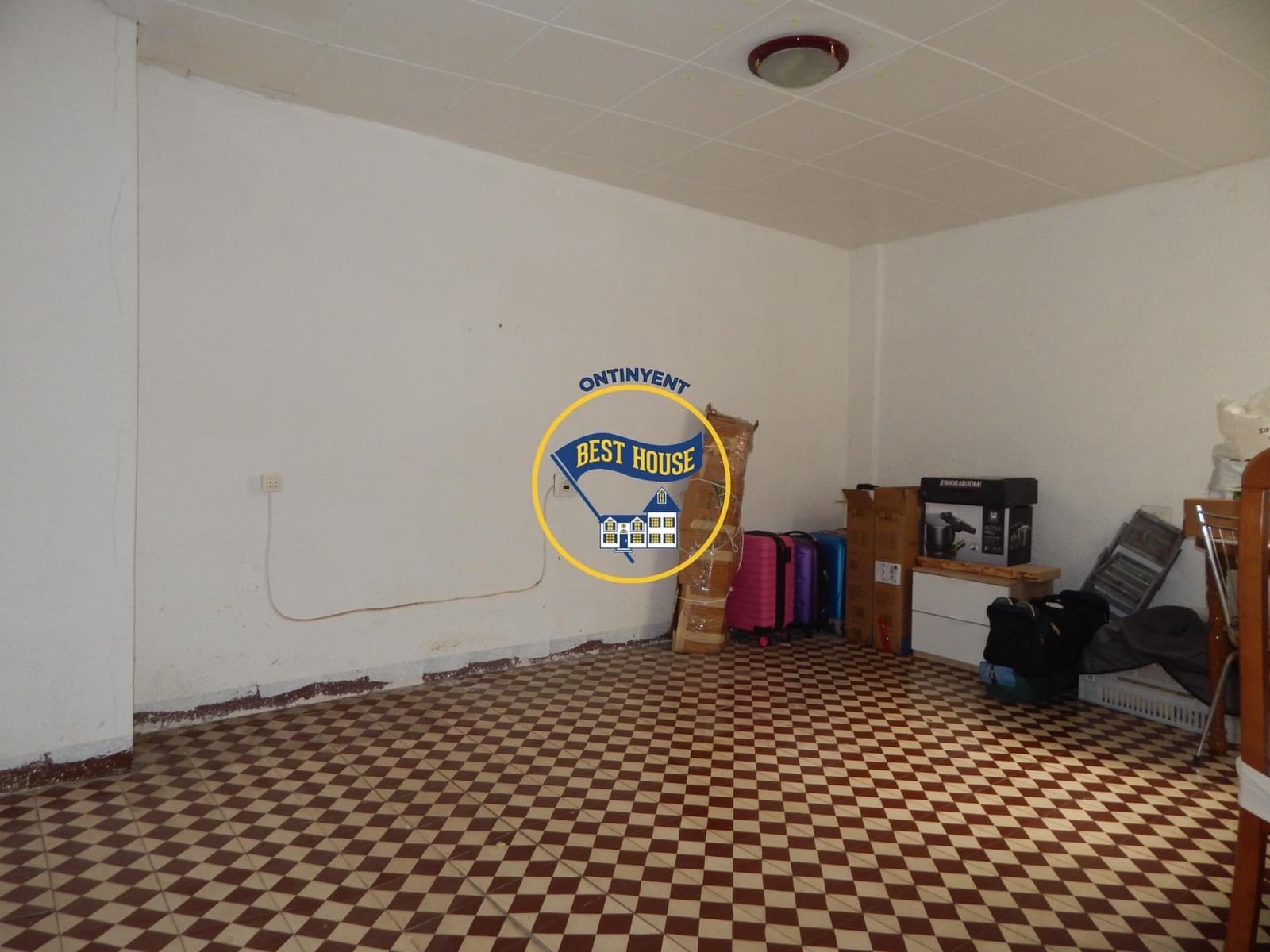 3 soveværelse Byhus til salg i Ontinyent med garage - € 65.000 (Ref: 9128513)