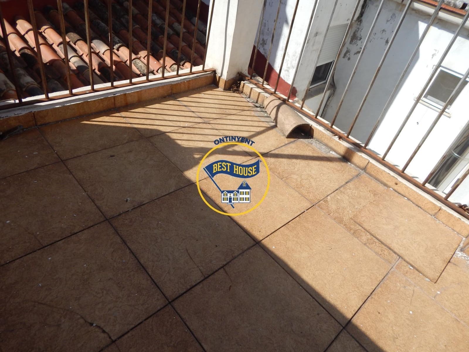 3 soveværelse Byhus til salg i Ontinyent med garage - € 65.000 (Ref: 9128513)