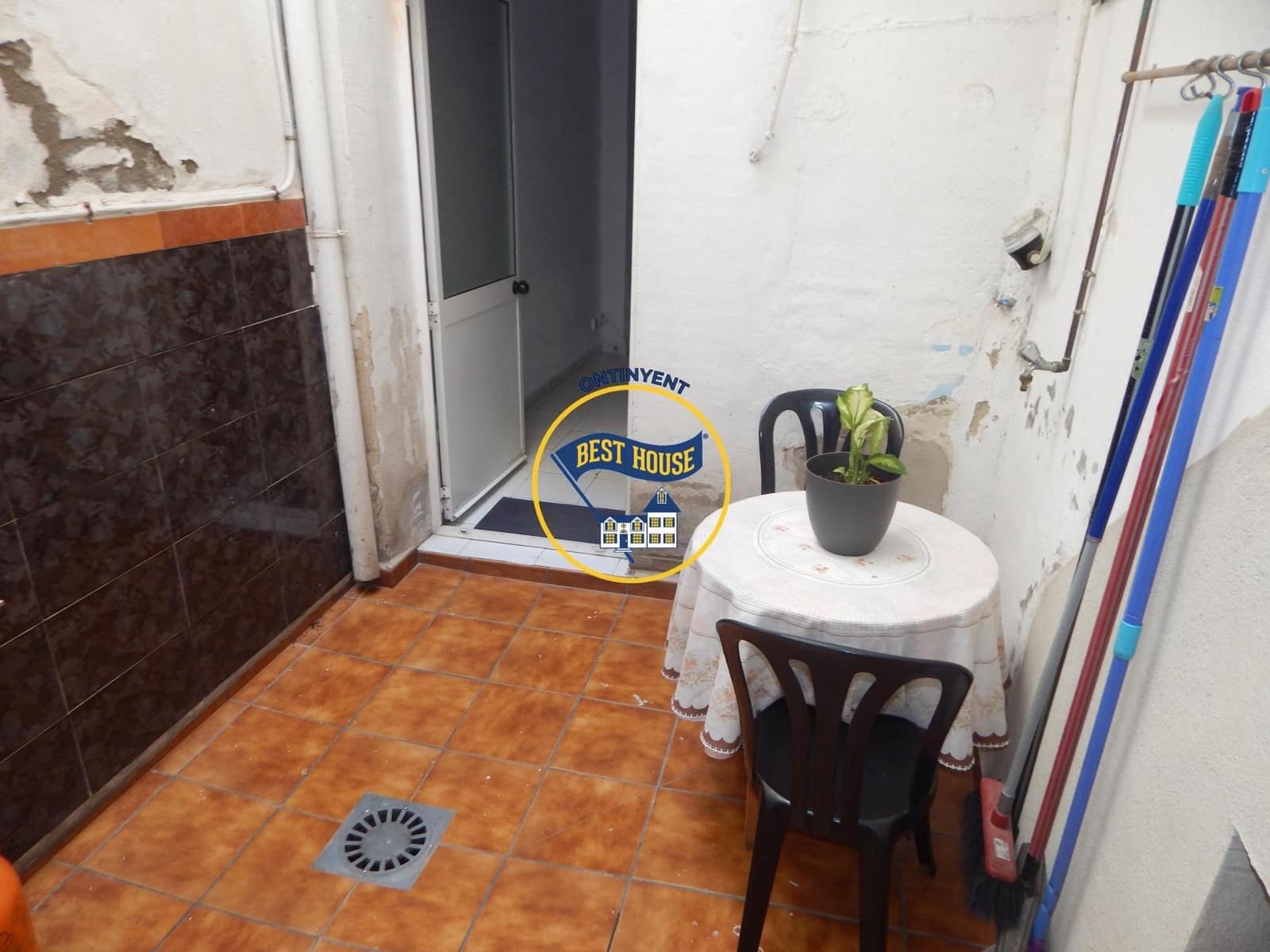 3 soveværelse Byhus til salg i Ontinyent med garage - € 65.000 (Ref: 9128513)