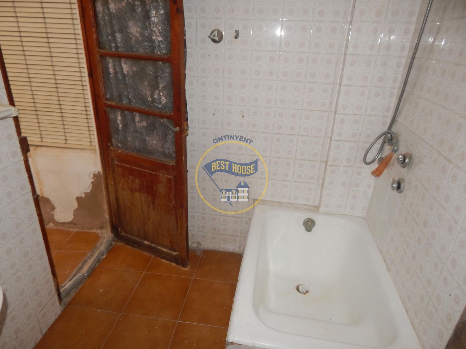 5 soveværelse Byhus til salg i Agullent - € 49.000 (Ref: 9129912)