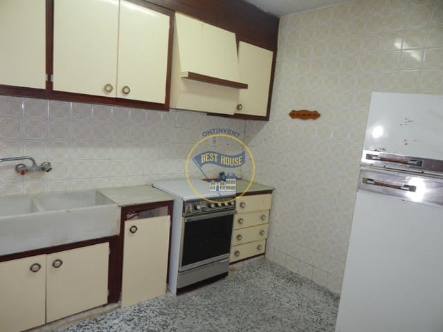 5 soveværelse Byhus til salg i Agullent - € 49.000 (Ref: 9129912)