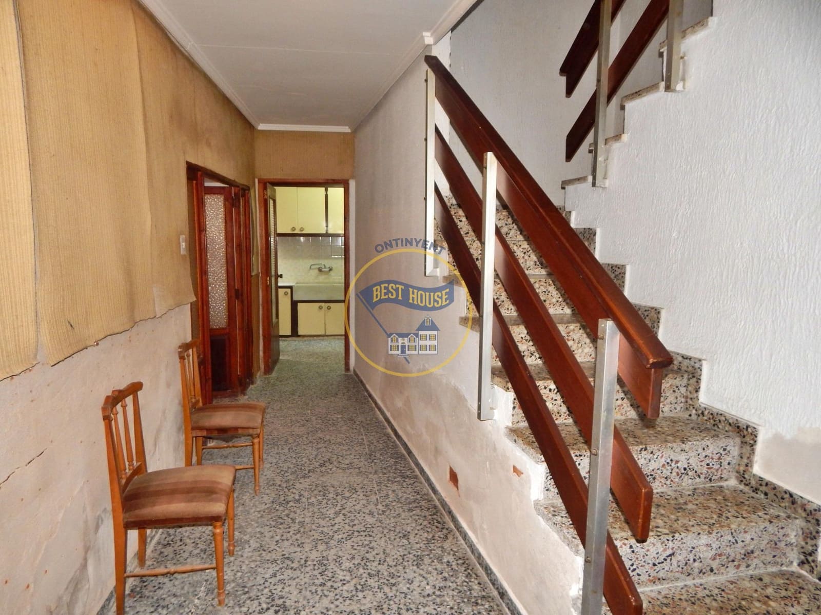 5 soveværelse Byhus til salg i Agullent - € 49.000 (Ref: 9129912)