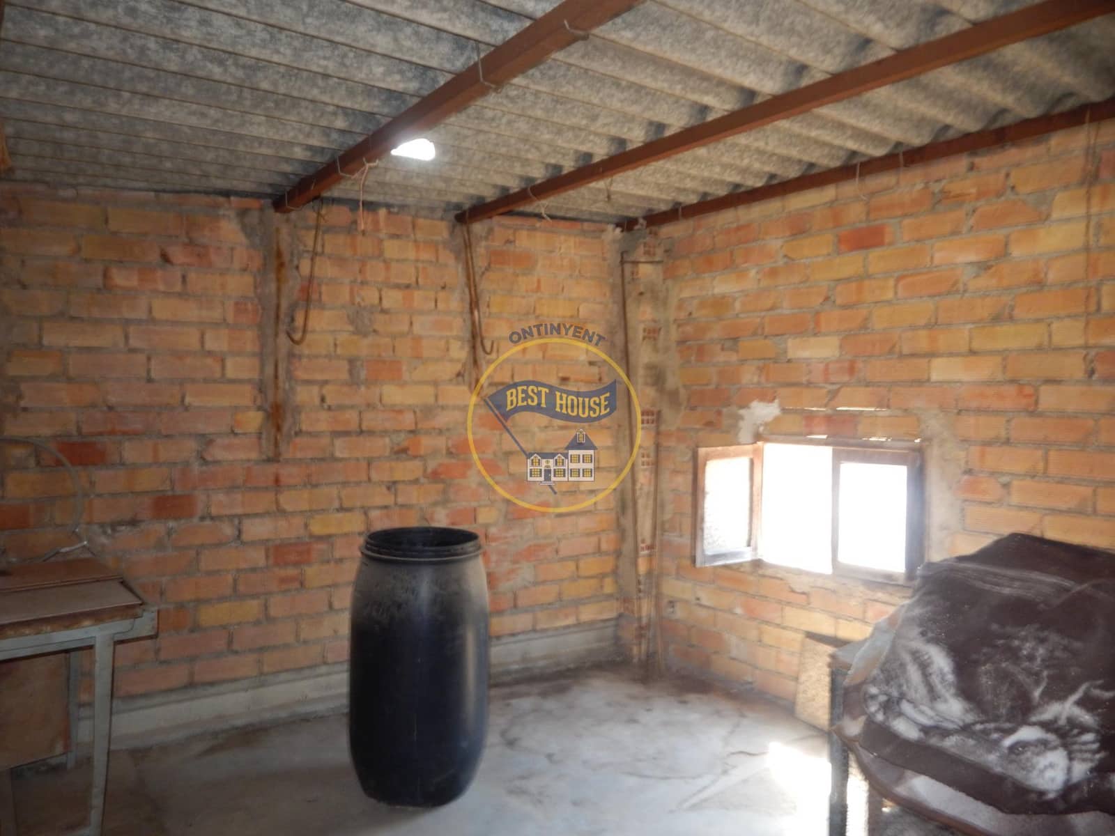 5 soveværelse Byhus til salg i Agullent - € 49.000 (Ref: 9129912)