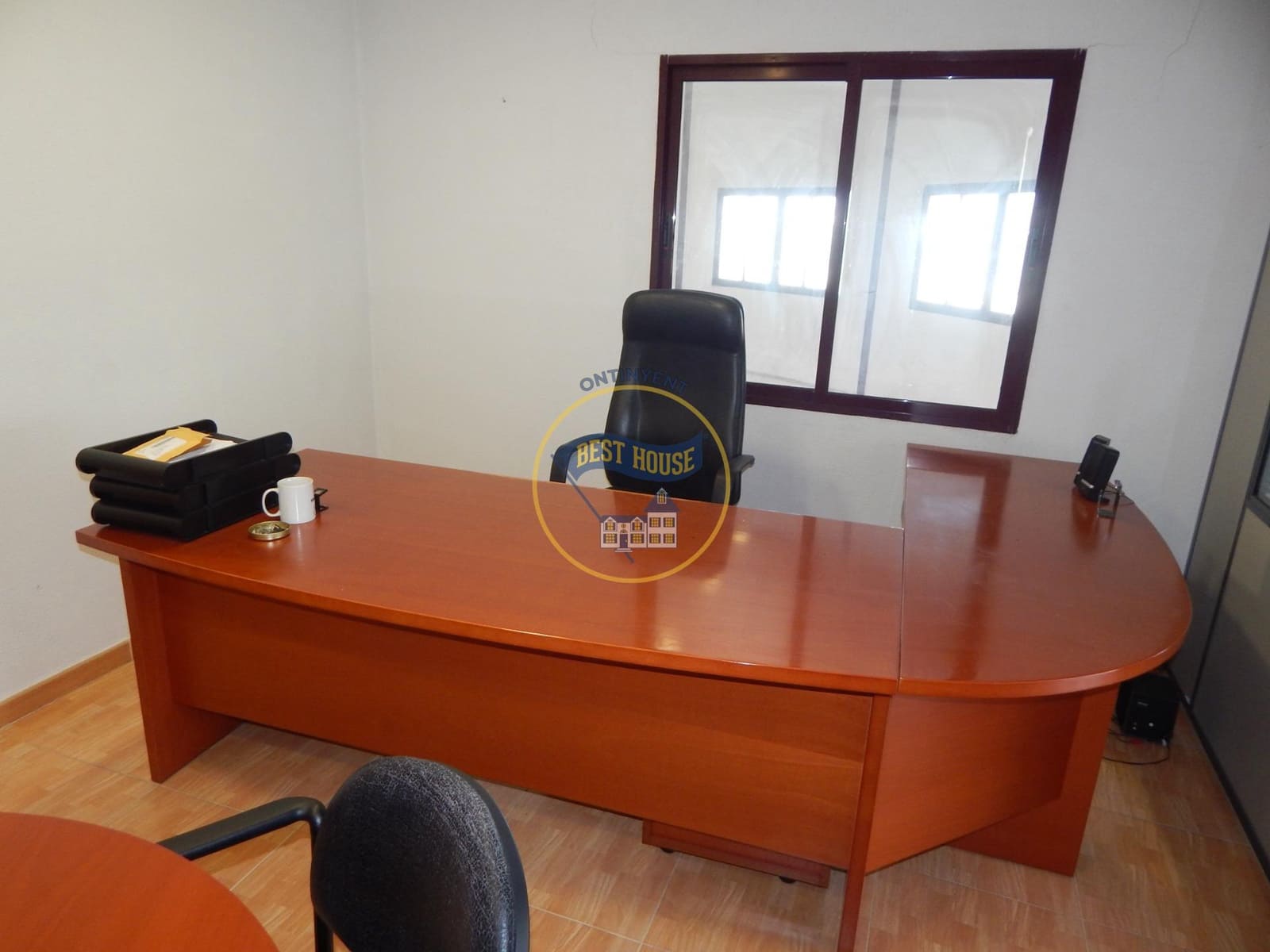 Biznes do wynajęcia w Ontinyent - 1 200 € (Ref: 9143133)