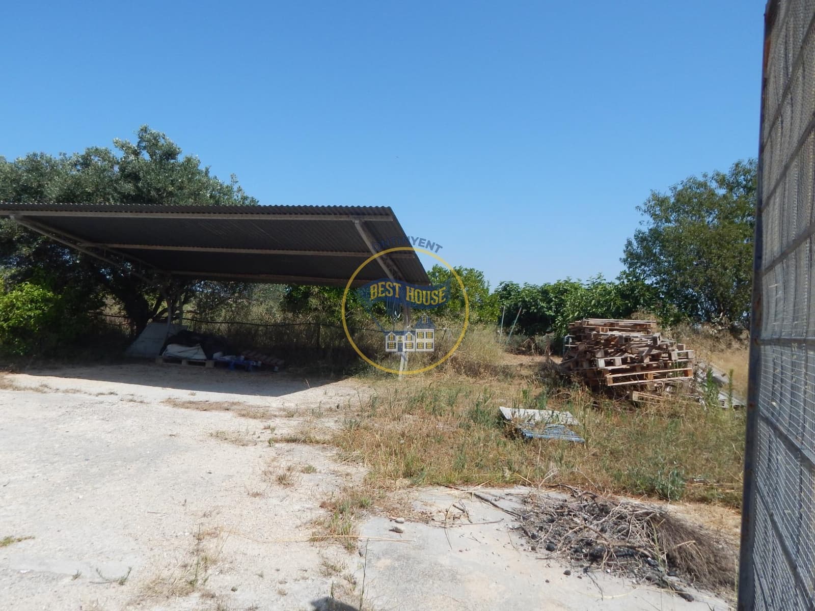 3 soveværelse Finca/Landehus til salg i Albaida med swimmingpool - € 110.000 (Ref: 9143134)