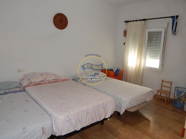 3 bedroom Flat for sale in Agullent - € 95,000 (Ref: 9163962)