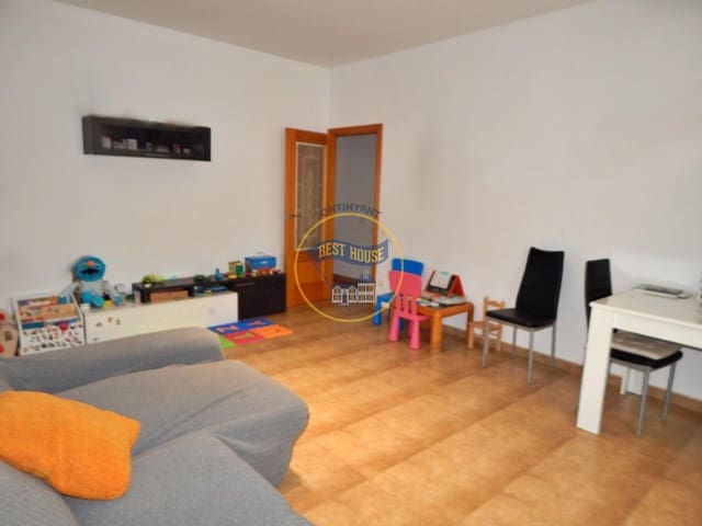 3 bedroom Flat for sale in Agullent - € 95,000 (Ref: 9163962)