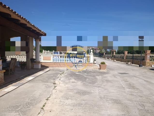 Chalet de 5 habitaciones en Ontinyent en venta con piscina garaje - 600.000 € (Ref: 9474792)