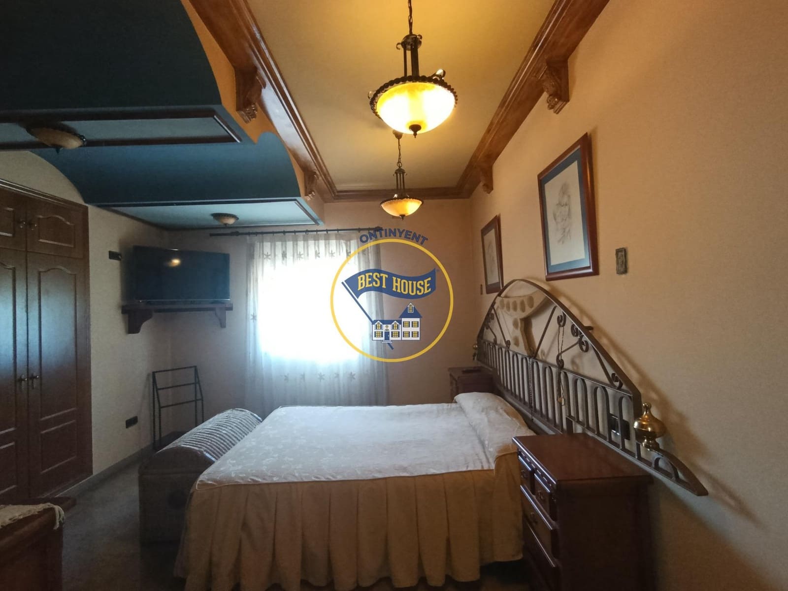 5 soveværelse Villa til salg i Ontinyent med swimmingpool garage - € 600.000 (Ref: 9474792)