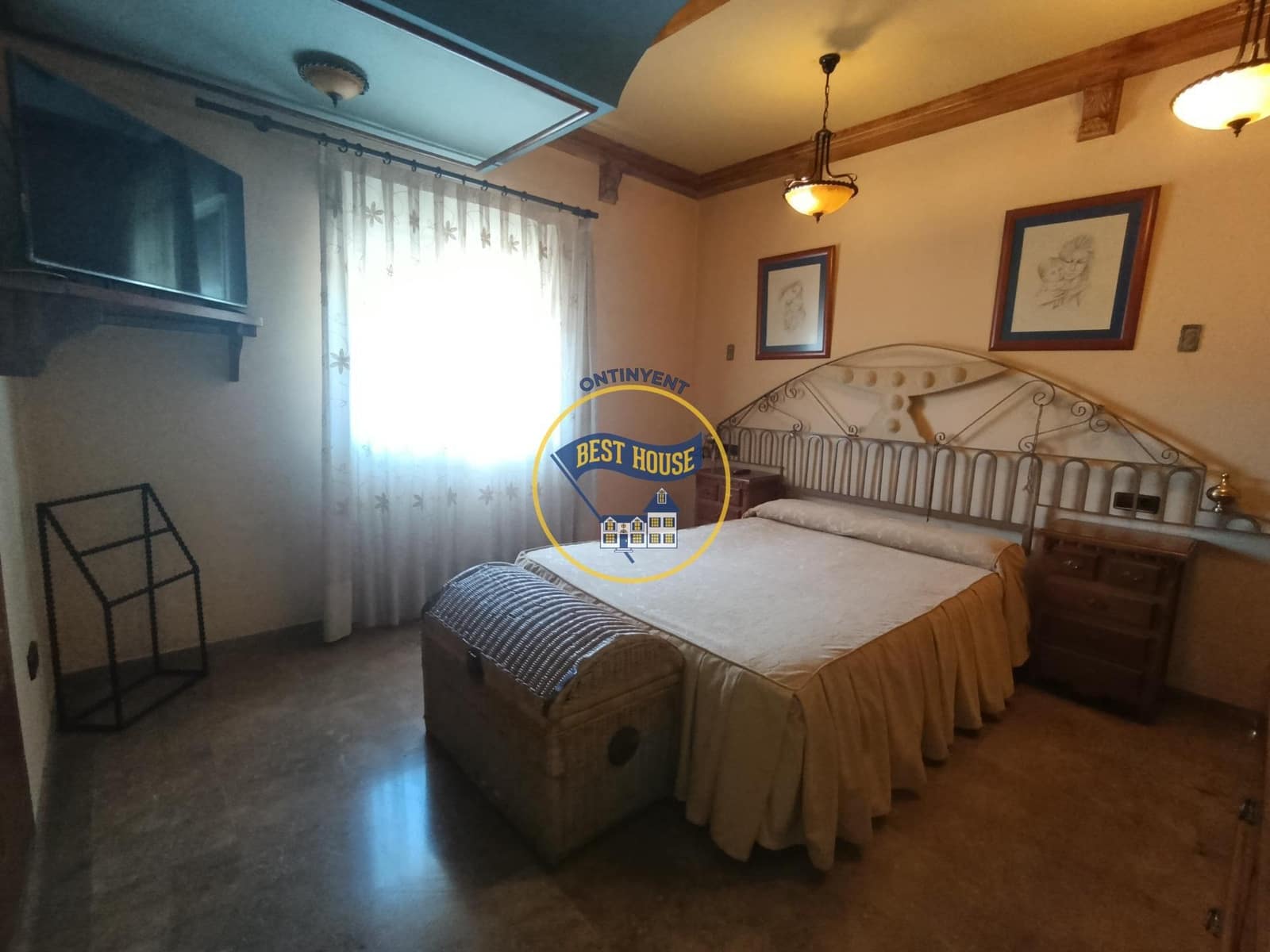 5 soveværelse Villa til salg i Ontinyent med swimmingpool garage - € 600.000 (Ref: 9474792)