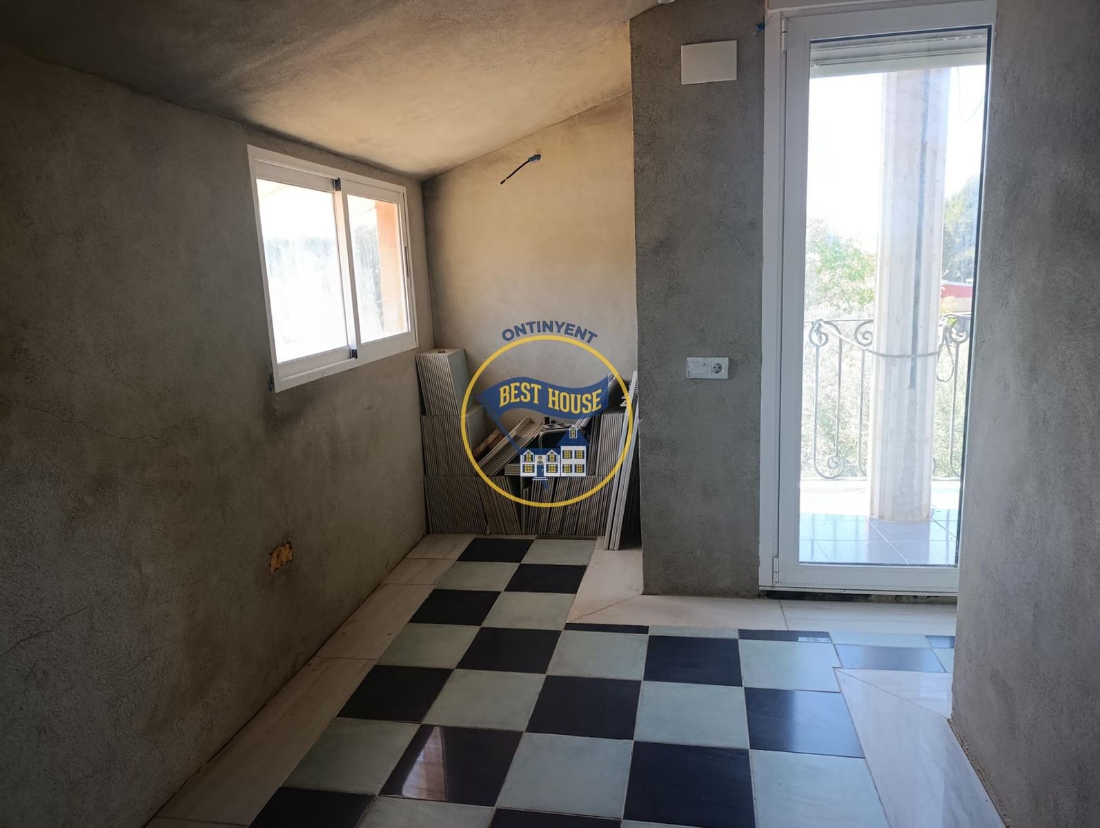 5 soveværelse Villa til salg i Ontinyent med swimmingpool garage - € 600.000 (Ref: 9474792)