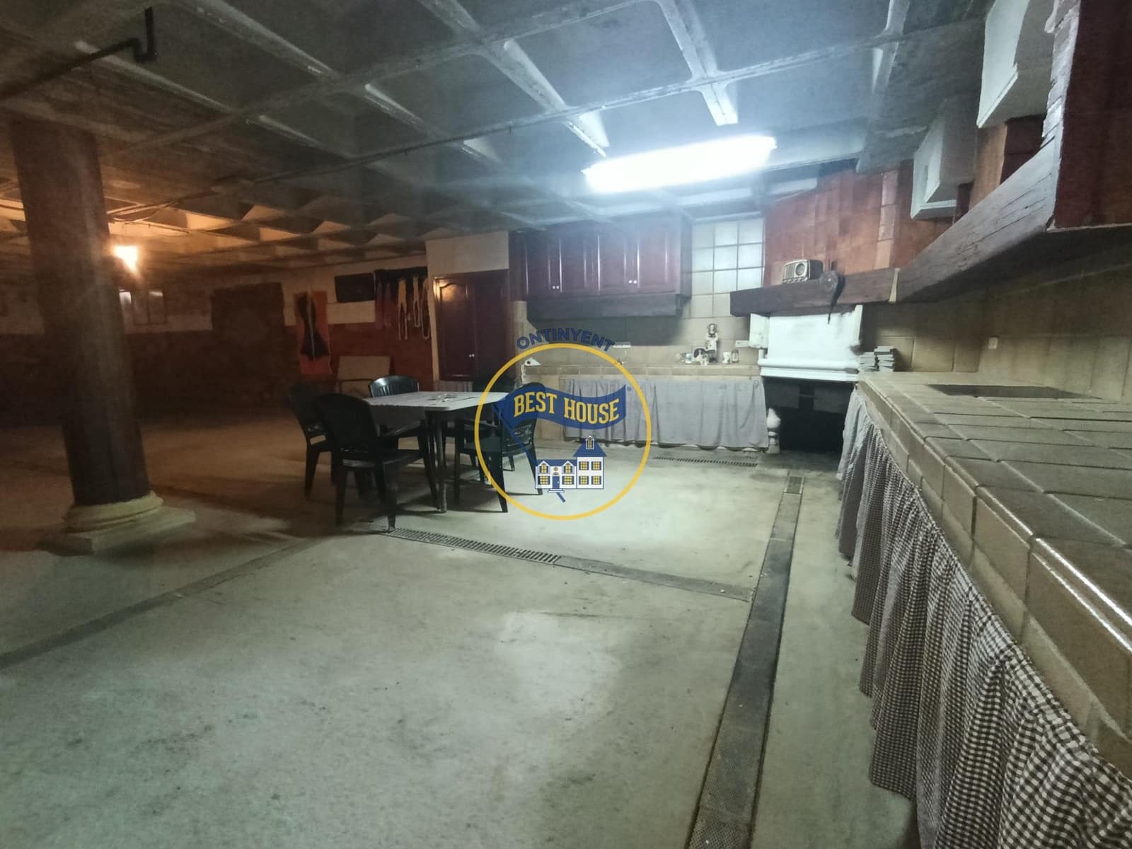 5 soveværelse Villa til salg i Ontinyent med swimmingpool garage - € 600.000 (Ref: 9474792)
