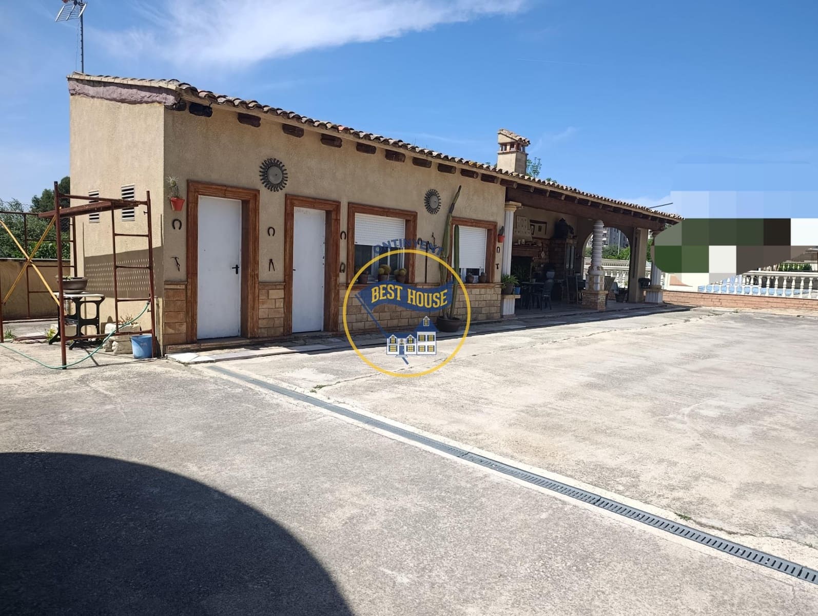 5 soveværelse Villa til salg i Ontinyent med swimmingpool garage - € 600.000 (Ref: 9474792)