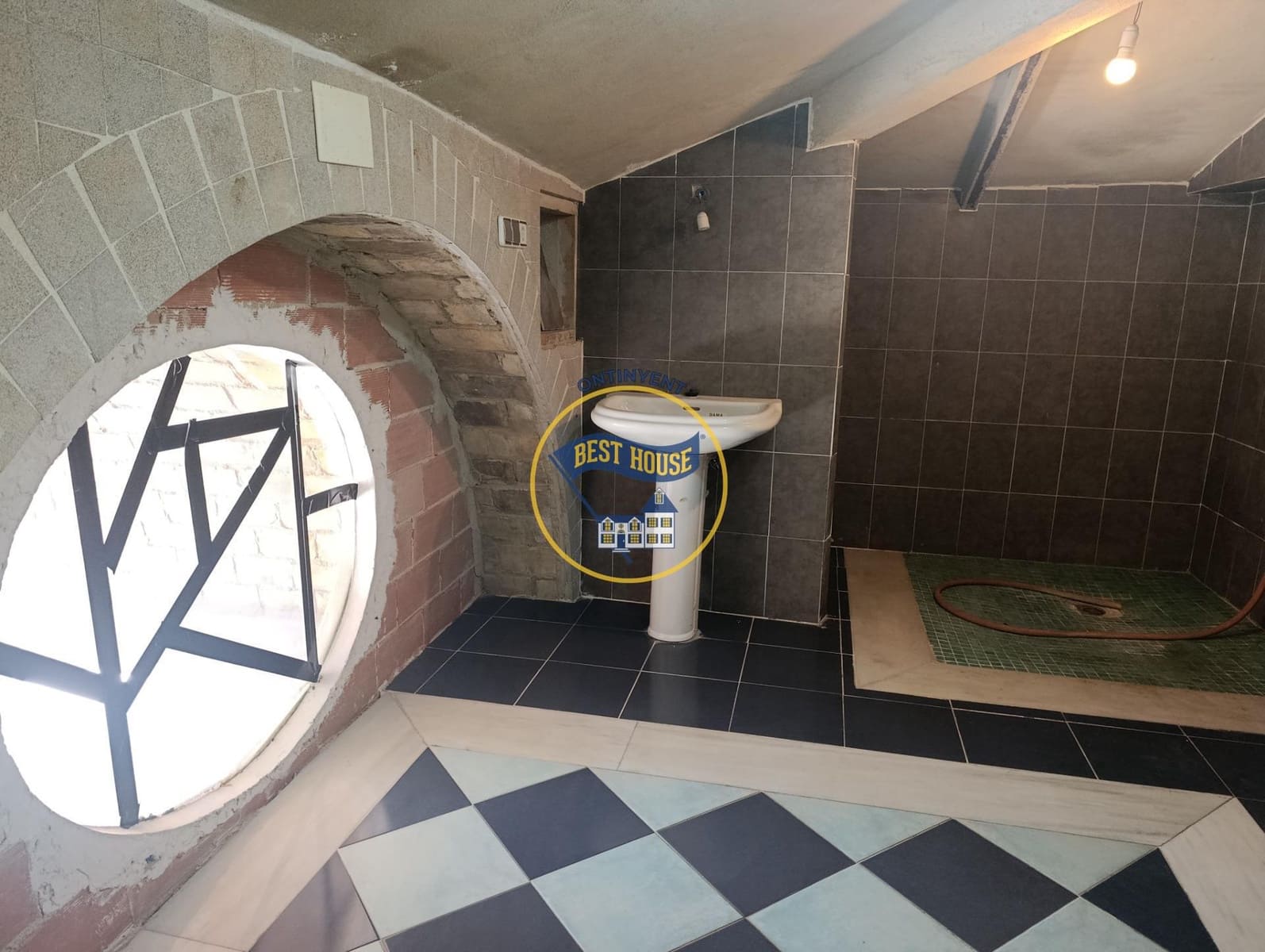 5 soveværelse Villa til salg i Ontinyent med swimmingpool garage - € 600.000 (Ref: 9474792)