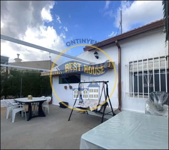 Chalet de 4 habitaciones en Caudete en venta - 180.000 € (Ref: 9504491)