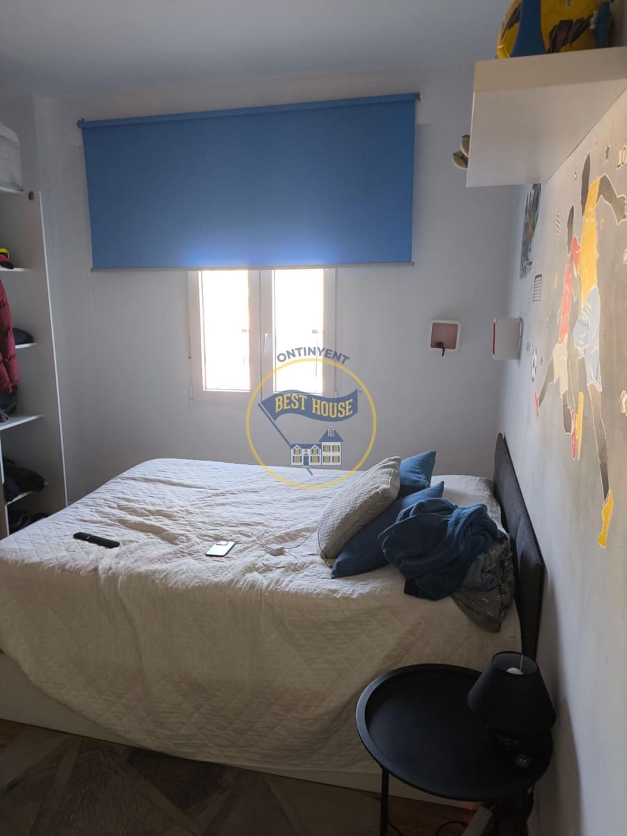 4 bedroom Villa for sale in Caudete - € 180,000 (Ref: 9504491)