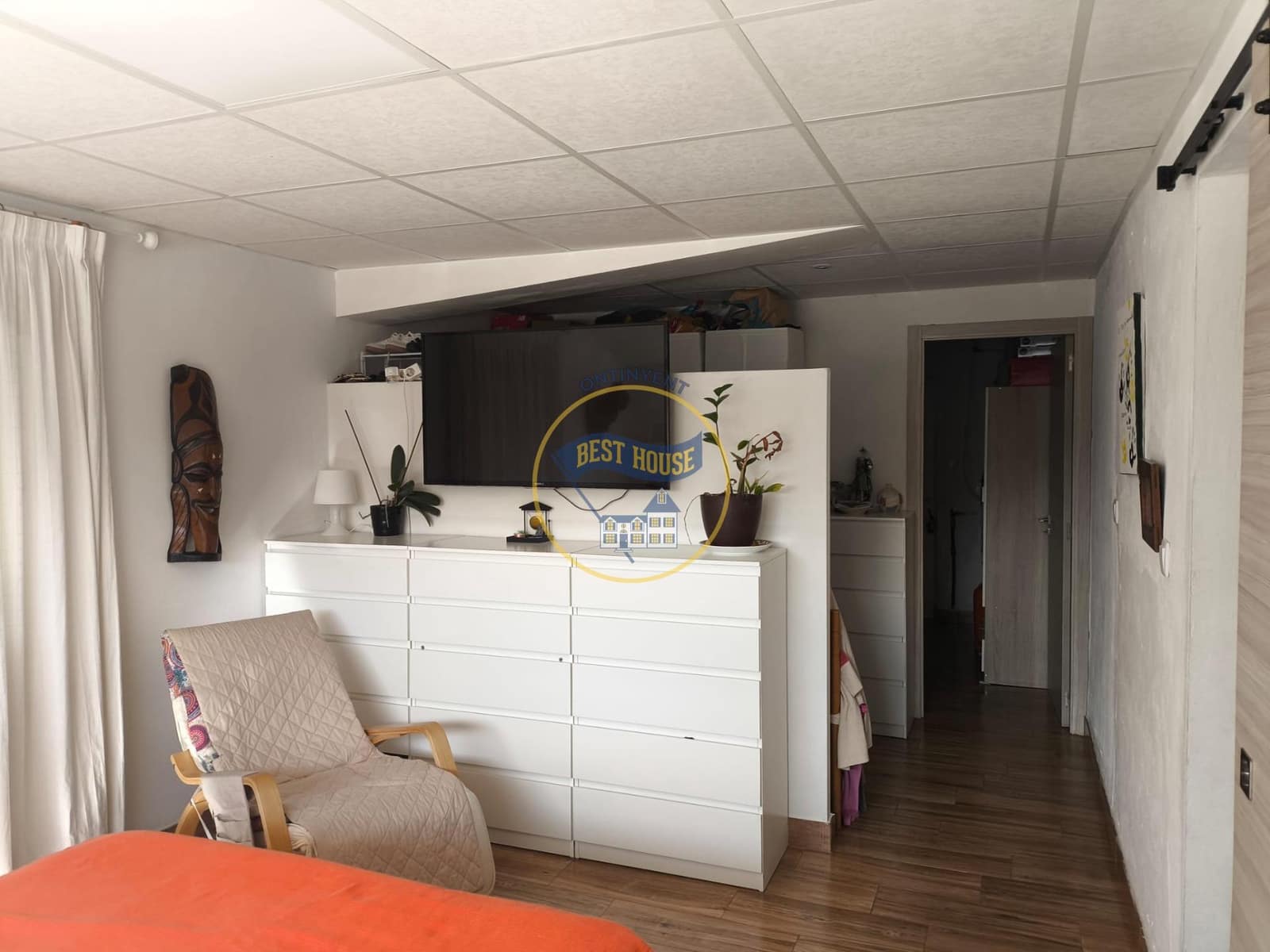 4 bedroom Villa for sale in Caudete - € 180,000 (Ref: 9504491)