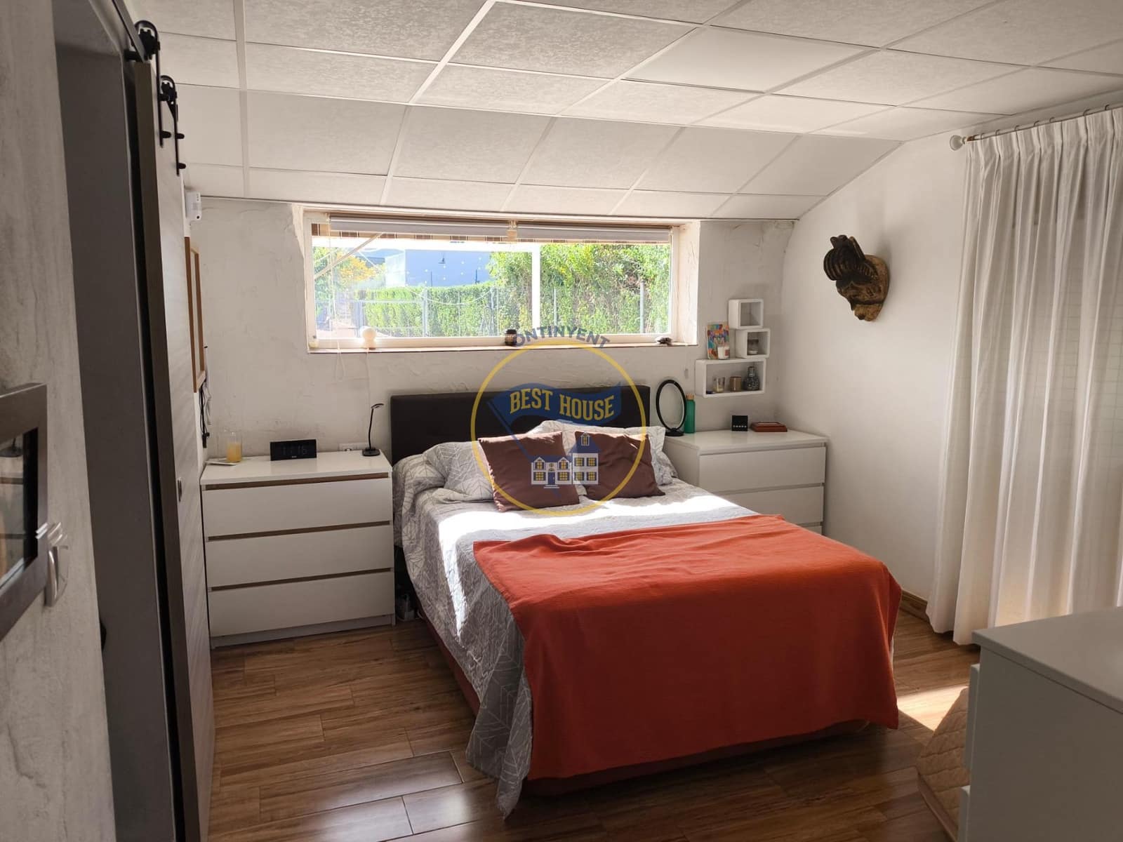 4 bedroom Villa for sale in Caudete - € 180,000 (Ref: 9504491)