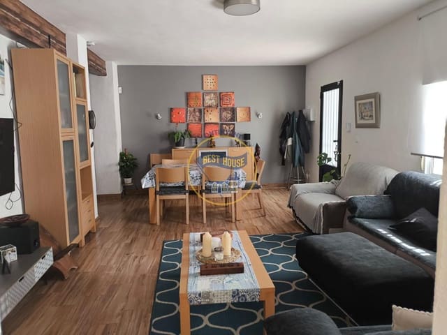 Chalet de 4 habitaciones en Caudete en venta - 180.000 € (Ref: 9504491)