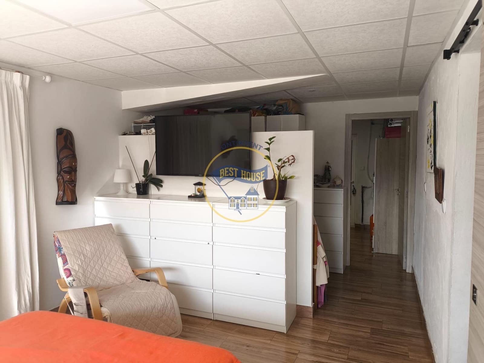 4 bedroom Villa for sale in Caudete - € 180,000 (Ref: 9504491)