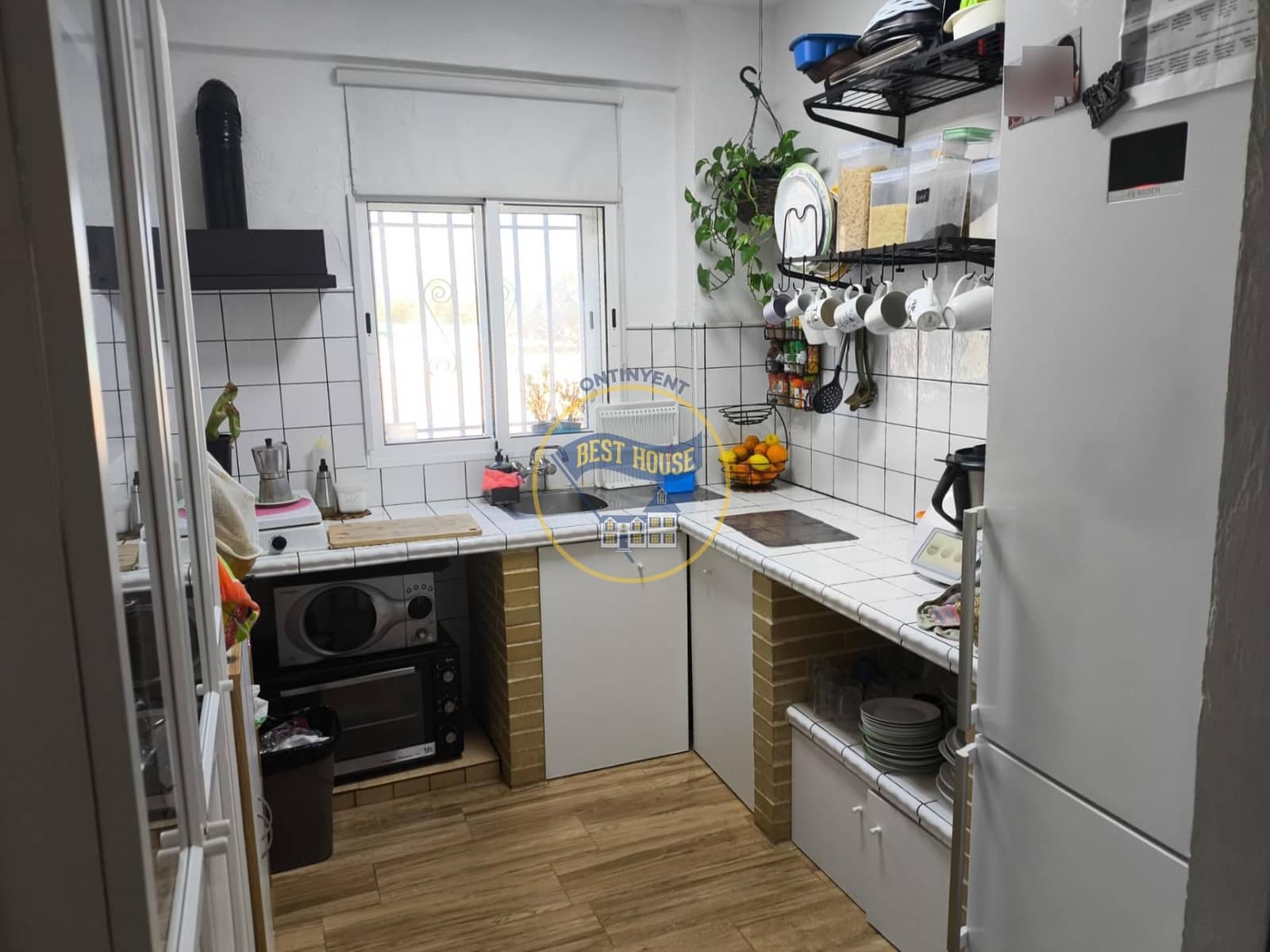 4 bedroom Villa for sale in Caudete - € 180,000 (Ref: 9504491)