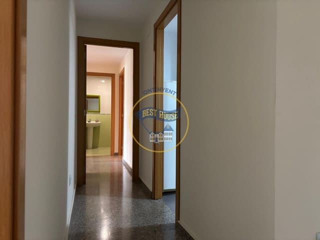 3 makuuhuone Asunto myytävänä paikassa L'Olleria mukana 
autotalli - 144 000 € (Ref: 9519179)