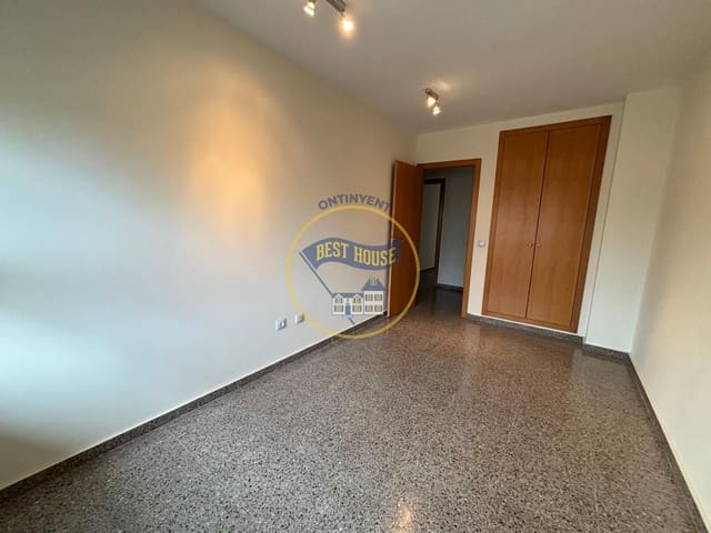 3 makuuhuone Asunto myytävänä paikassa L'Olleria mukana 
autotalli - 144 000 € (Ref: 9519179)