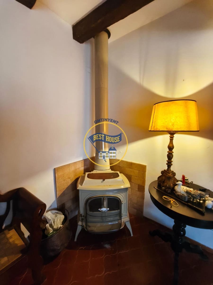 7 bedroom Villa for sale in Fontanars dels Alforins with pool - € 820,000 (Ref: 9533912)